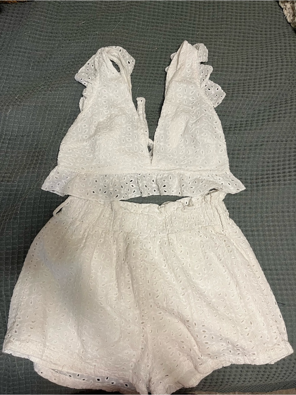 Women’s White Eyelet 2 Piece Set